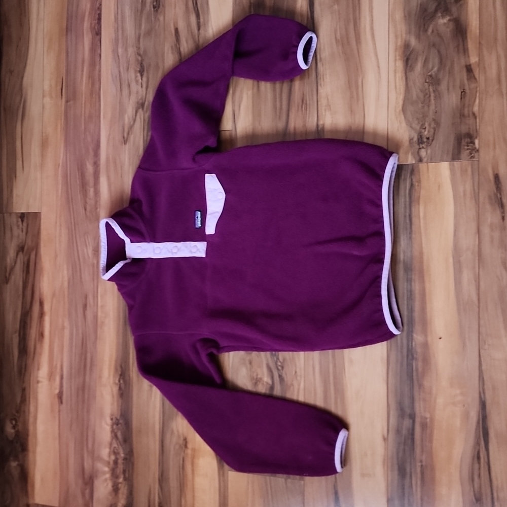 Girls Patagonia Synchilla Snap T fleece jacket large 12 or women’s XXS